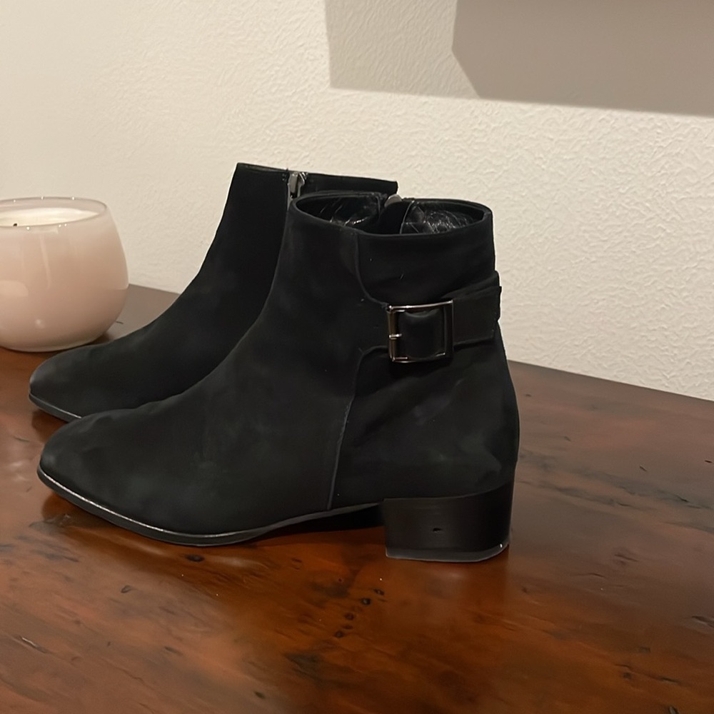 Aquatalia black suede booties size 11m